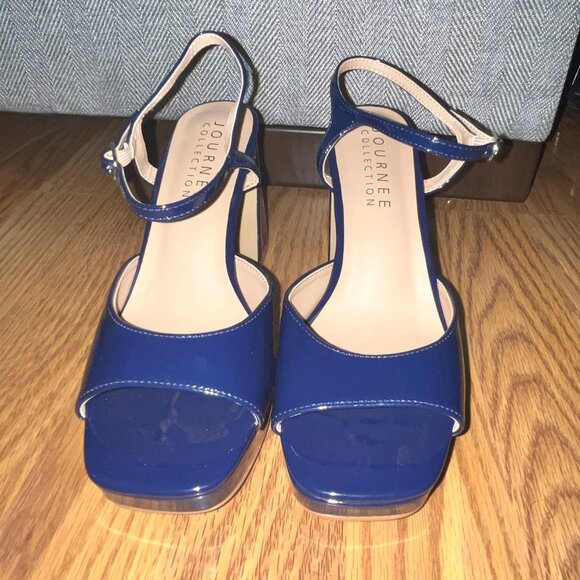 Journee Collection Navy Blue Heels - Picture 1 of 6